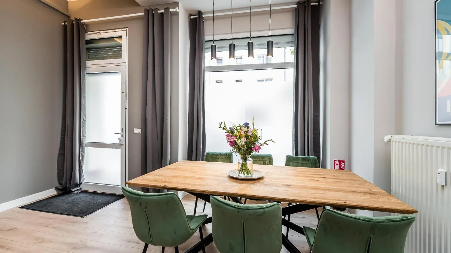 Luxurioese Design Apartments Mit Je 3 Schlafzimmern 0*, Berlin Deutschland